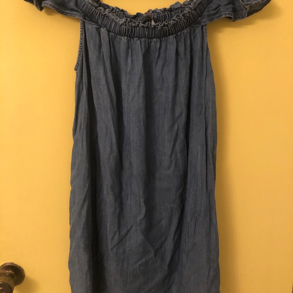Off shoulder Denim dress with pockets